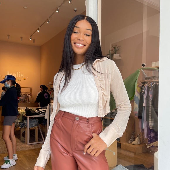 Isalis Amal Ruched Crop Top - Oat NWT Sold Out - Picture 6 of 10